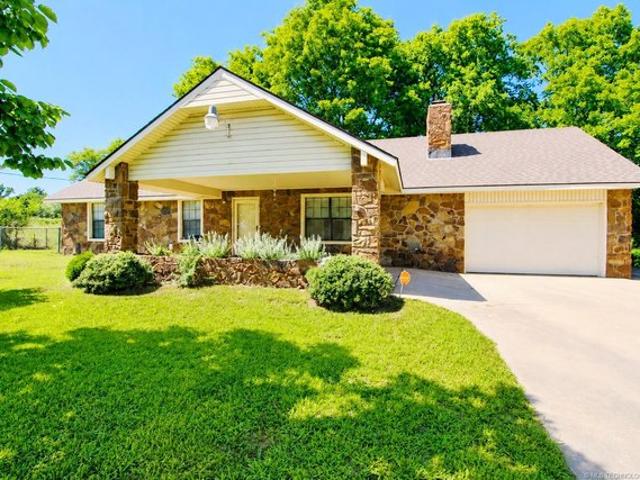 House for sale in Morris, Oklahoma