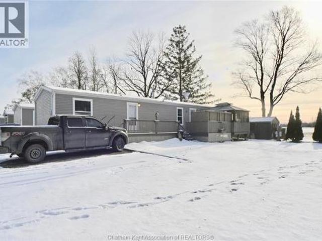 House for sale in Chatham–kent, Ontario