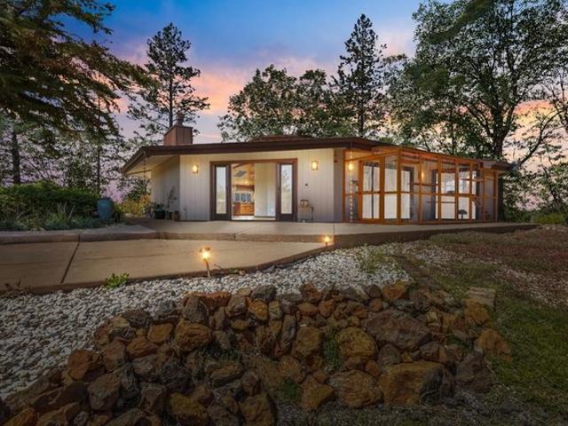 House for sale in Grass Valley, California