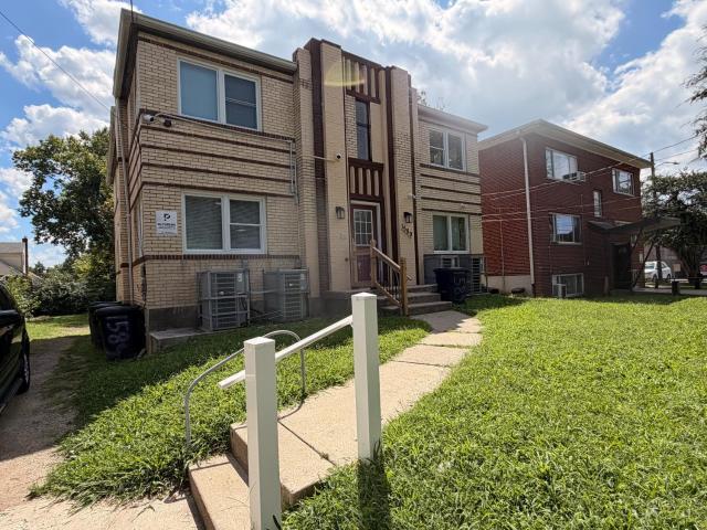 House for sale in Roselawn, Ohio
