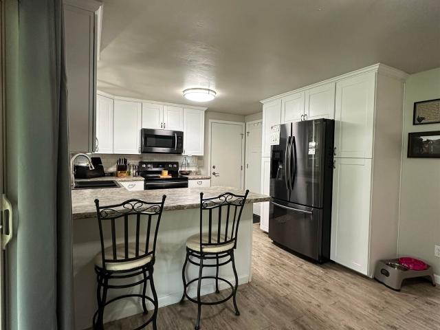House for sale in Ashwaubenon, Wisconsin