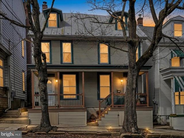 House for sale in Pine Grove, Pennsylvania