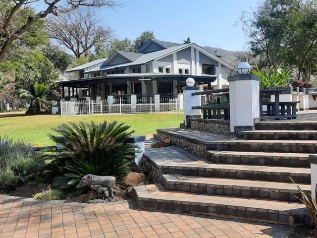 Farm for sale in Hartbeespoort Dam Nature Reserve, North West