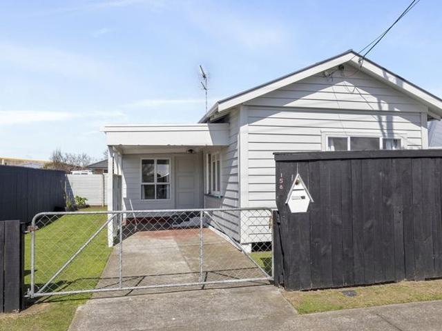 House for rent in Taranaki