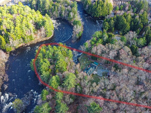House for sale in Oneida, New York