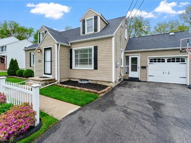 House for sale in Canfield, Ohio