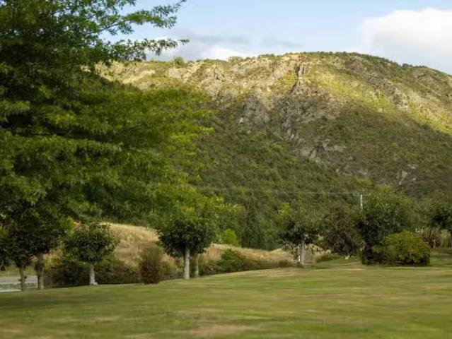 House for sale in Otakou