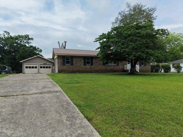 House for sale in Winfield, Alabama