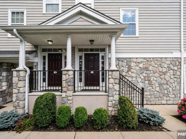 Townhouse for sale in Passaic, New Jersey
