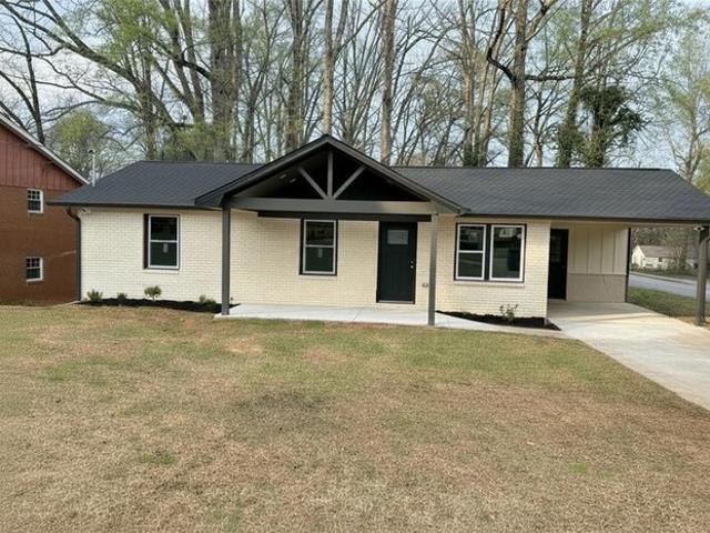 House for sale in Fairburn, Georgia