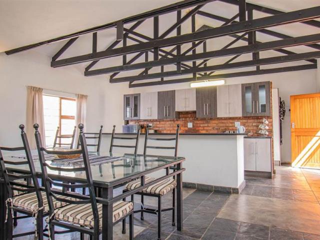 Farm for sale in Hartbeespoort Dam Nature Reserve, North West