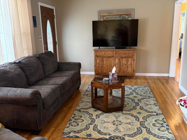 House for sale in Lebanon Junction, Kentucky
