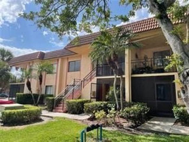 Condo for sale in Weston, Florida
