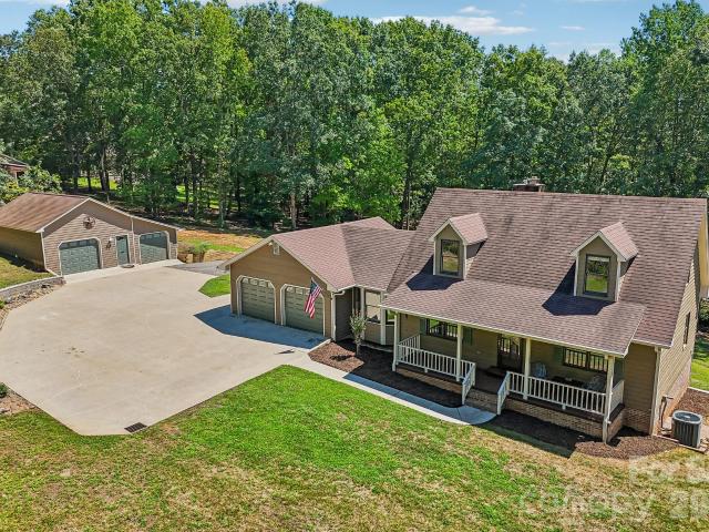 House for sale in Columbus, North Carolina