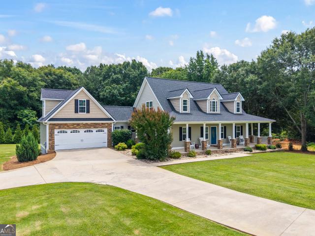 House for sale in Hartwell, Georgia