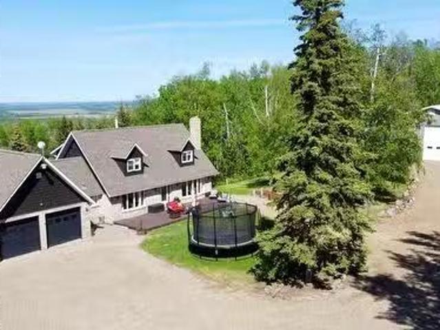 House for sale in Tomslake, British Columbia