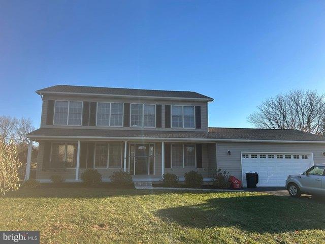 House for sale in Charles Town, West Virginia