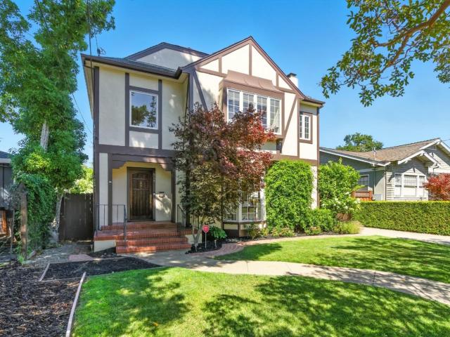 House for sale in Redwood City