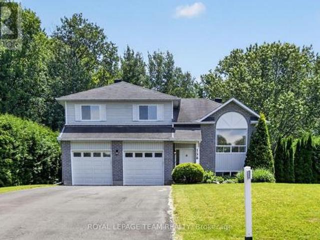 House for sale in Clarence-rockland, Ontario