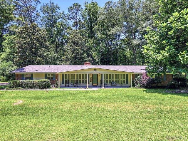 House for sale in Elmore, Alabama