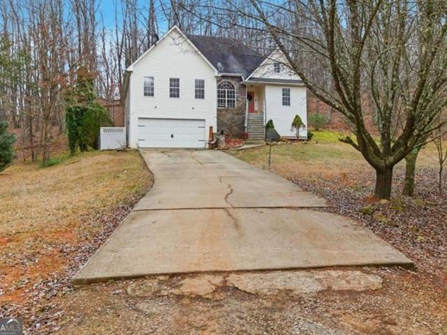 House for sale in Lula, Georgia