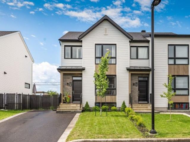 House for sale in La Vallée-du-richelieu, Quebec