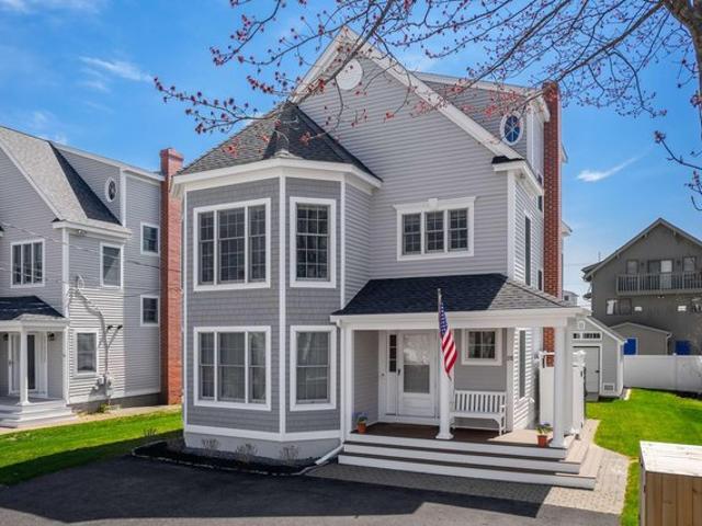 House for sale in Wells, Maine