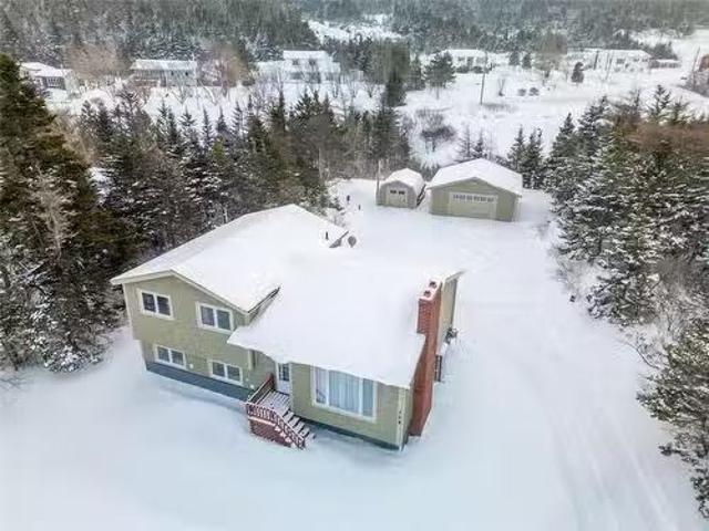 House for sale in Mobile, Newfoundland And Labrador