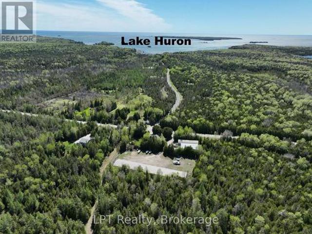 House for sale in Ontario