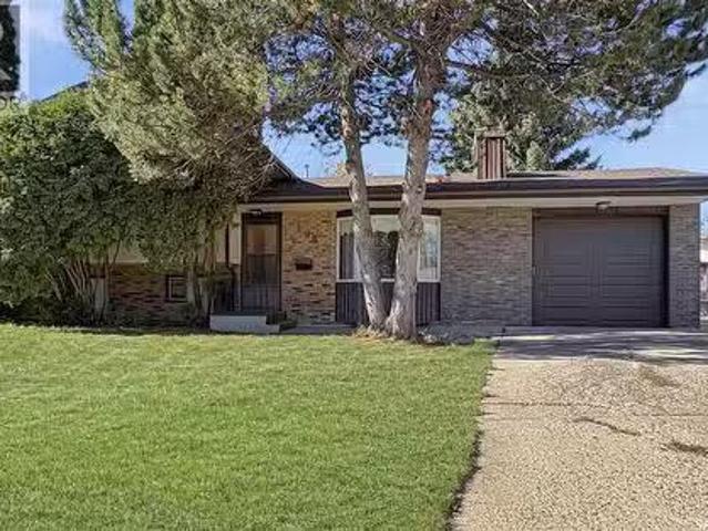 House for sale in Fairhaven, Saskatoon