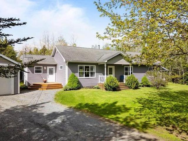 House for sale in Lake Echo, Nova Scotia