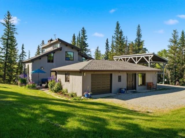 House for sale in Alberta