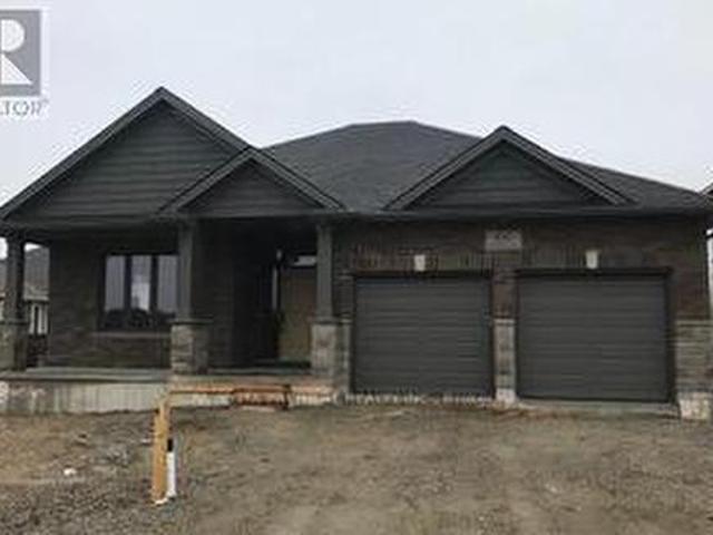 House for sale in Lucan-biddulph, Ontario
