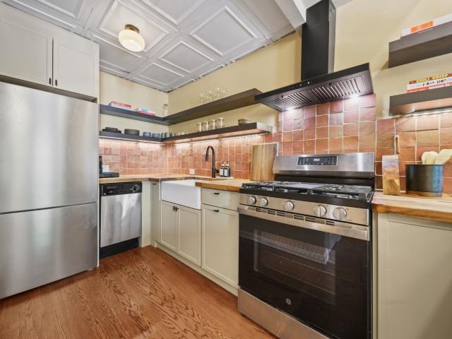 Condo for sale in Hudson, New Jersey