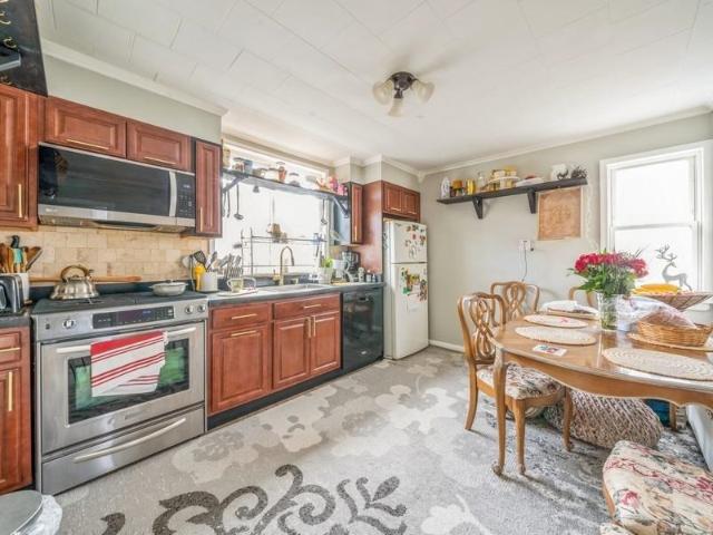 House for sale in Hudson, New Jersey