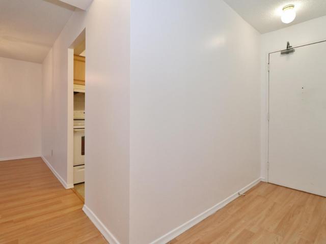 Apartment for rent in Mulhurst Bay, Ontario