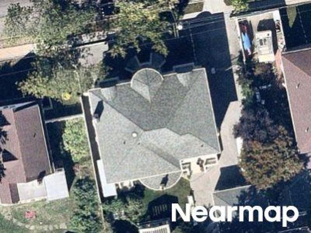 House for sale in Queens, Arverne