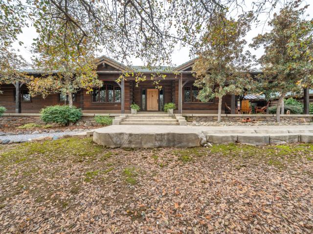 House for sale in Shasta, California