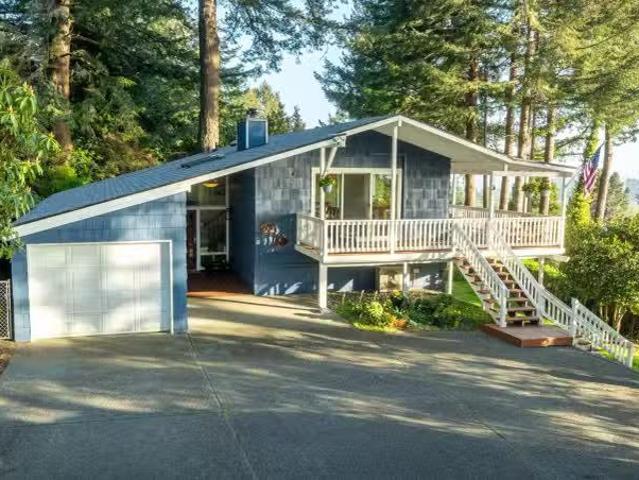 House for sale in Brookings