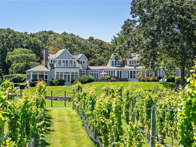 House for sale in Wakefield, Rhode Island