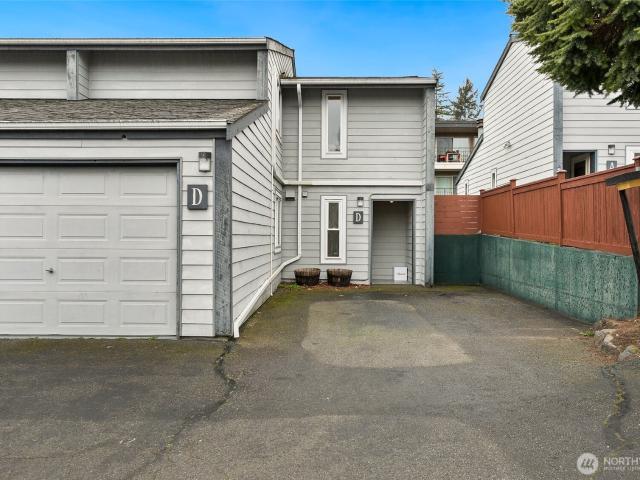 Townhouse for sale in Burien, Washington
