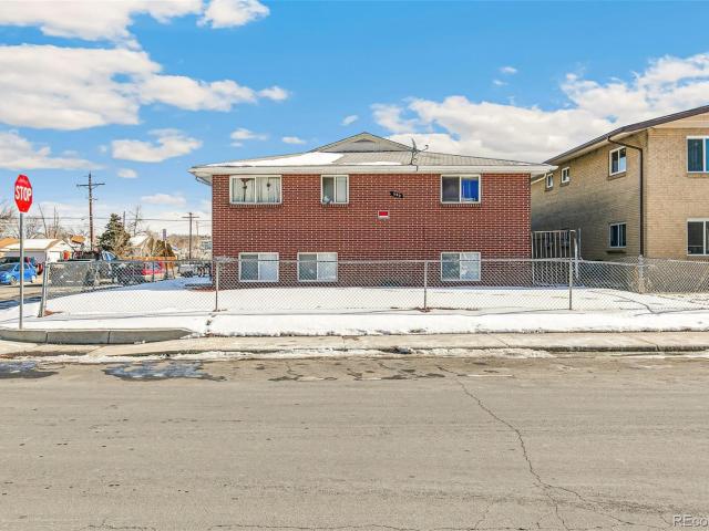 Commercial for sale in Aurora