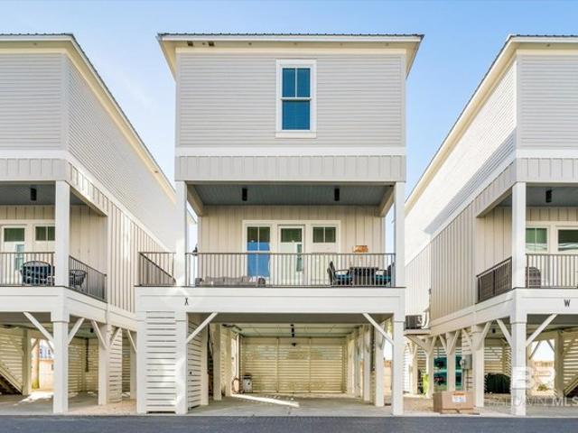House for sale in Gulf Shores, Alabama