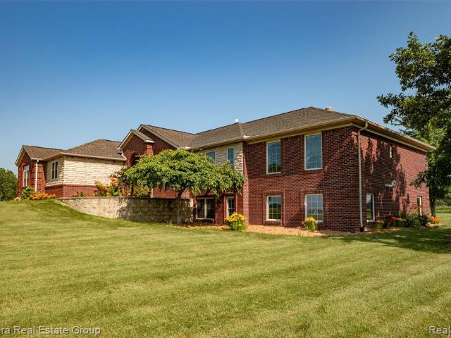 House for sale in Allenton