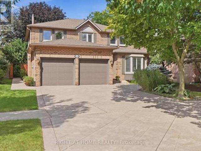 House for sale in Oakville, Golden Horseshoe