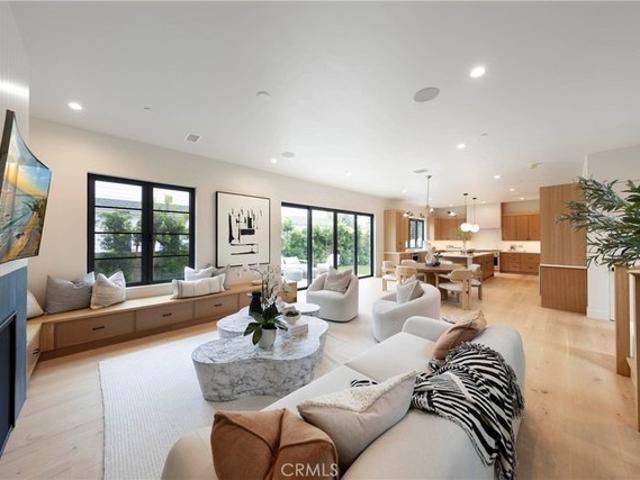 House for sale in Costa Mesa, California