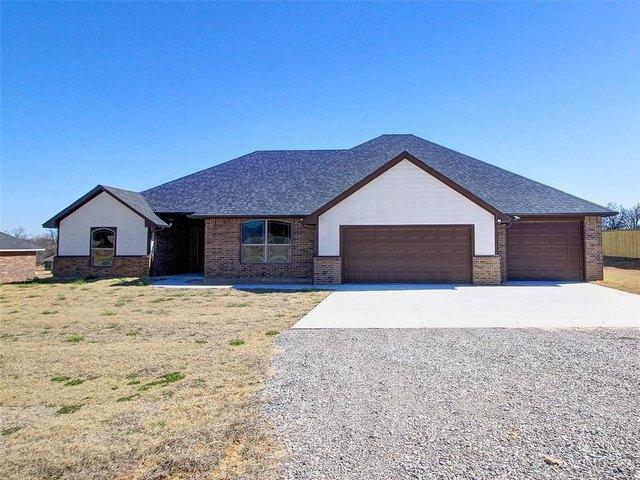 House for sale in Mcloud, Oklahoma
