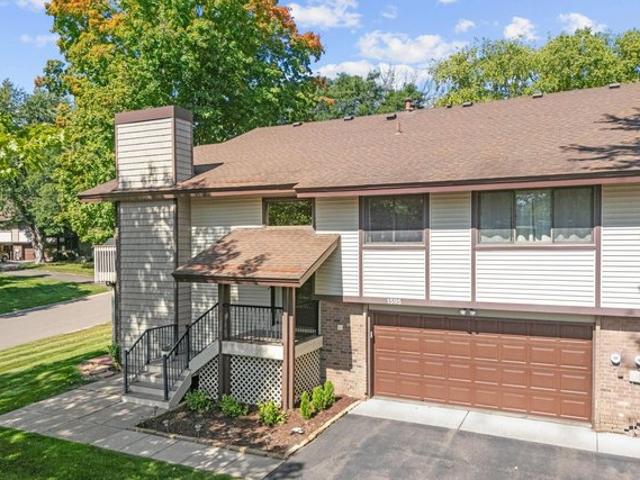 Townhouse for sale in Eagan, Minnesota