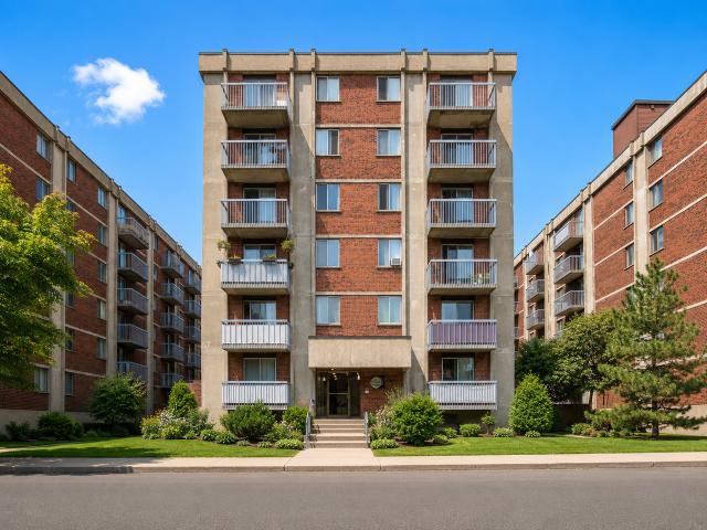 Apartment for rent in St. Leonard's, Quebec