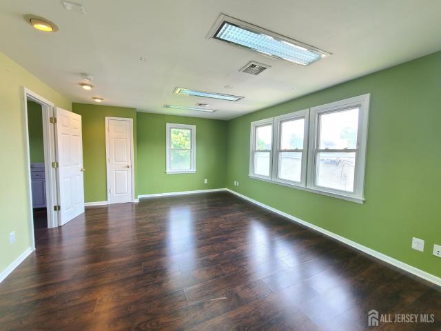 Commercial for sale in Edison Commercial for sale in Edison